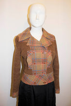 Load image into Gallery viewer, Vintage 1970s Crop Wool Jacket