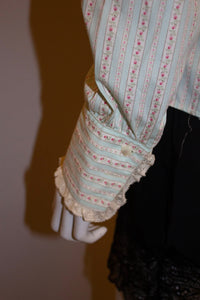 Ralph Lauren Pretty Vintage Blouse with lace collar