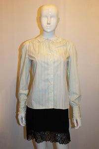 Ralph Lauren Pretty Vintage Blouse with lace collar