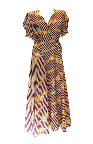 A Vintage 1940s fun Printed Wrap Around Dress