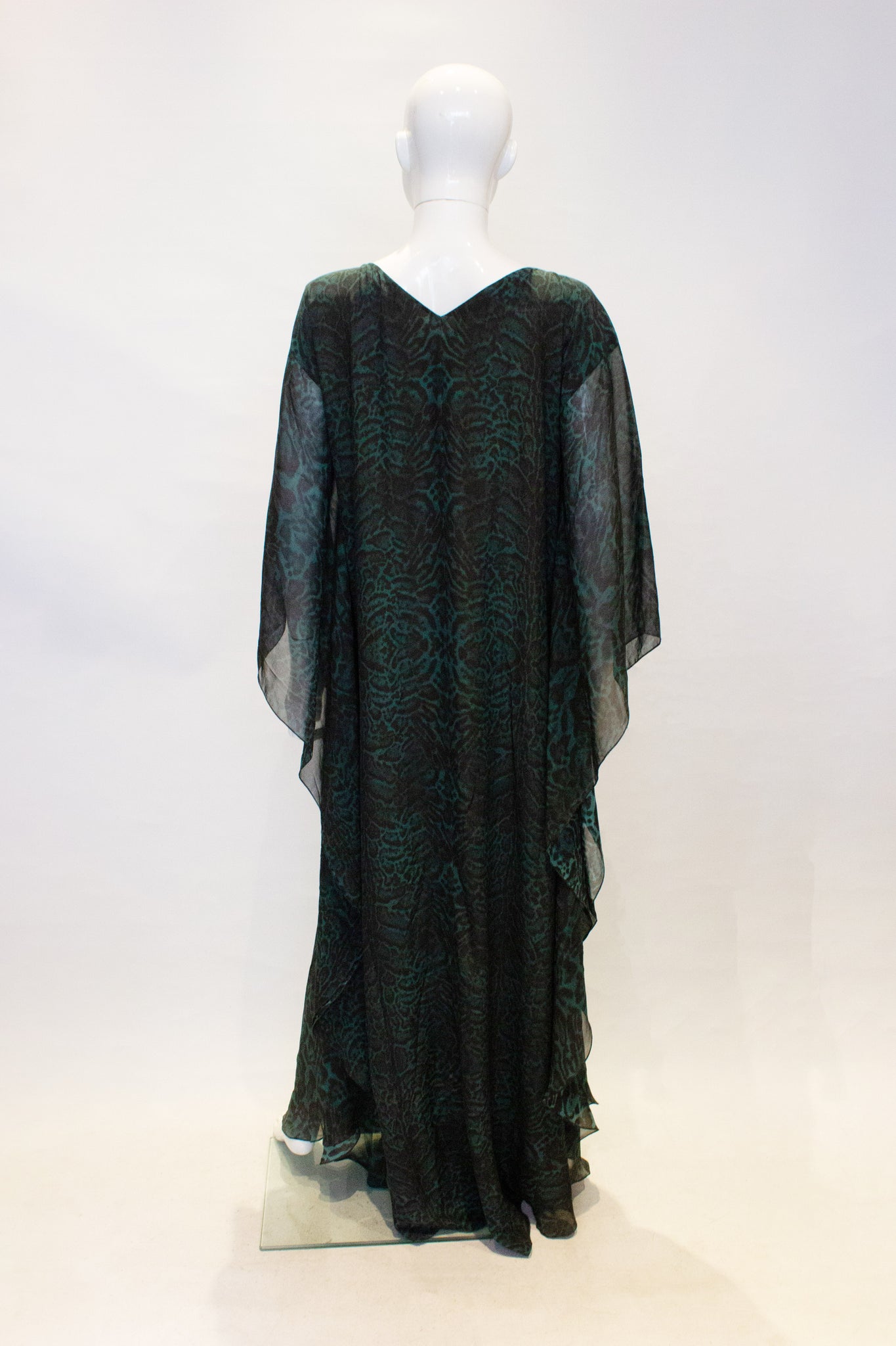 A vintage Amanda Wakeley London Kaftan modesandmore A vintage Amanda Wakeley London Kaftan modesandmore