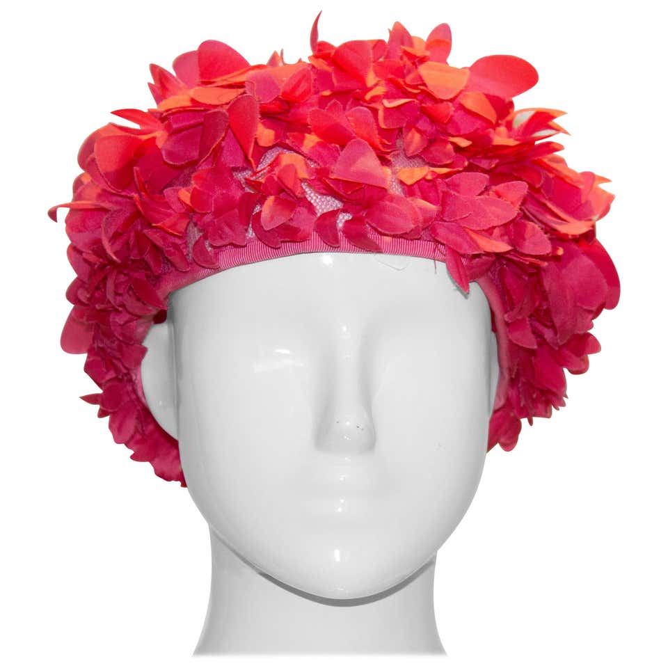 A Vintage 1950s Pink flower Petal Hat