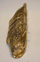 Load image into Gallery viewer, A vintage 1950s gold mesh chainmesh evening bag