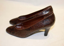Load image into Gallery viewer, A pair of Vintage Yves Saint Laurent Brown and Black Snakeskin Shoes