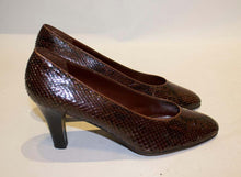 Load image into Gallery viewer, A pair of Vintage Yves Saint Laurent Brown and Black Snakeskin Shoes