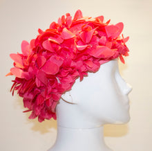 Load image into Gallery viewer, A Vintage 1950s Pink flower Petal Hat
