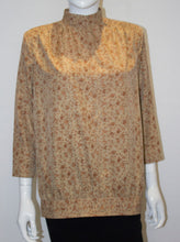 Load image into Gallery viewer, A Vintage 1970s Kossak Style floral Blouse
