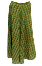 Load image into Gallery viewer, A Vintage 1970s autumnal Fabindia Cotton Skirt