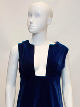 Load image into Gallery viewer, A Vintage 1970s Jean Allen navy blue Velvet Dress