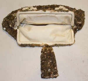 A Vintage 1920s Gold , Bronze and Cream Sequin Purse
